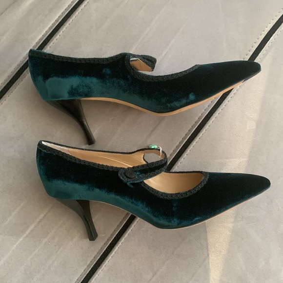 🍃 Ballin Dark Forest Velvet Heels size 40- NIB - Picture 12 of 17